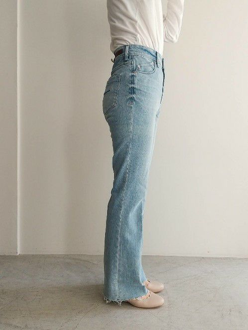 【タグ付き】 YANUK デニム パンツ フレア カットオフ スリット 21 新品タグ付き】YANUK カットオフ フレアデニム スリット 青 21 1