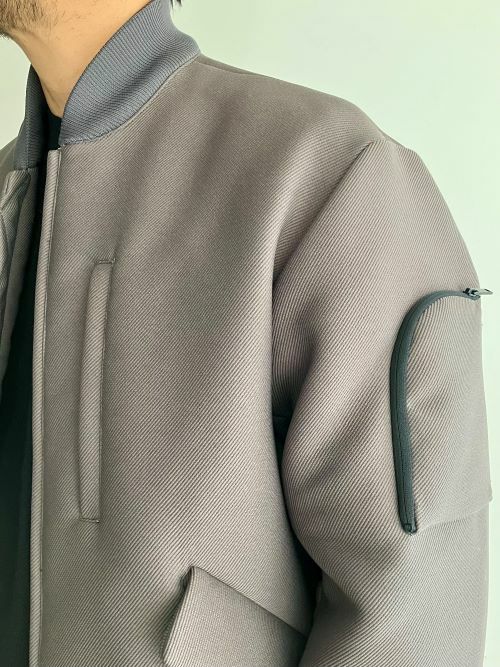 OUTLET】 【SALE】 Hevoイーヴォ ブルゾン CASTRO 【全2色