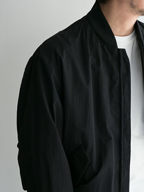 OUTLET】【SALE】Hevoイーヴォ ブルゾン CASTRO 【各2色