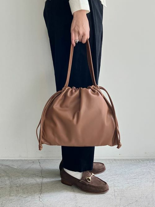 SALE】CHRISTIAN VILLAクリスチャンヴィラ ワンショルダーバッグ 【全2