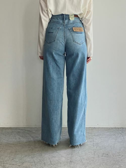 新品 YANUK ワイドストレート LILITH 26 CCS YANUKヤヌーク パンツ LILITH ワイドストレート CCS(BLUE