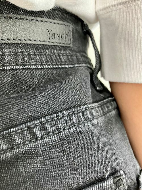 新品未使用☆ヤヌーク JOAN オールドブラック　OBK 25インチ YANUKヤヌーク パンツ JOAN OBK(BLACK) | ITAL STYLE WEAR