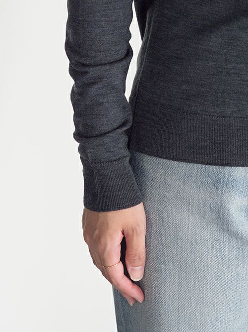 JOHN SMEDLEYジョン スメドレー バイカラークレリックニット【全2色