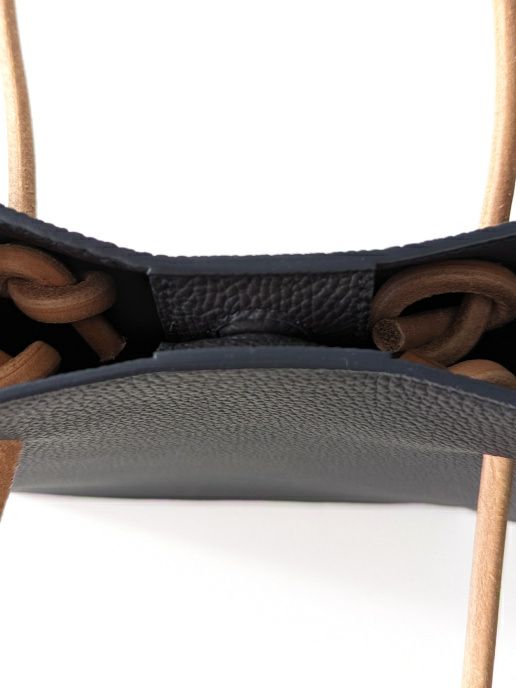 THE SOLEザ ソール シュランケンカーフレザー ミニバッグ LIBERO 【全3