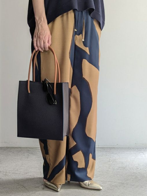 THE SOLEザ ソール シュランケンカーフレザー ミニバッグ LIBERO 【全3