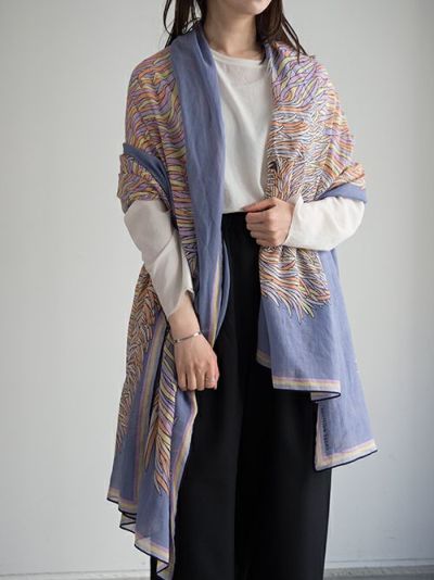 INOUI EDITIONS<br>イヌイエディションズ　DOG柄スカーフ  【全2色】