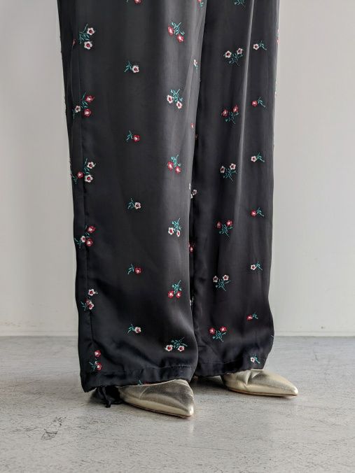 TICCAティッカ フラワーエンブロイダリーパンツ BLACK | ITAL STYLE WEAR