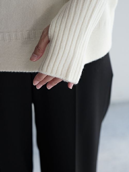 nicholson&nicholsonニコルソンアンドニコルソン 2WAYタートルニット