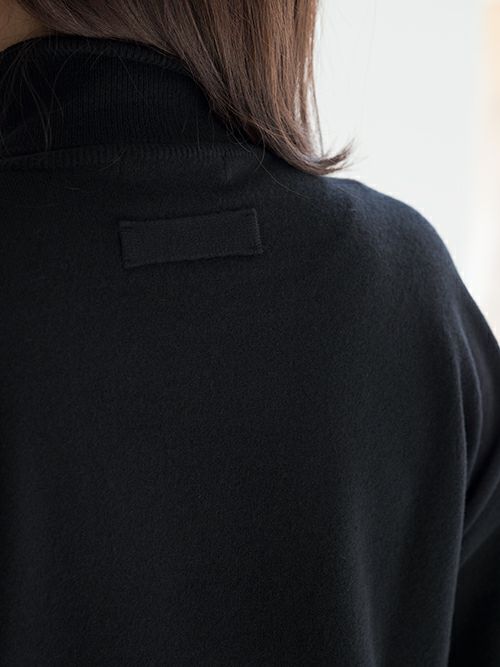 nicholson&nicholsonニコルソンアンドニコルソン タートルニット POLLY